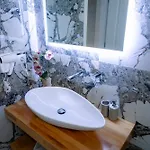 Ξενοδοχείο Olsi 4*